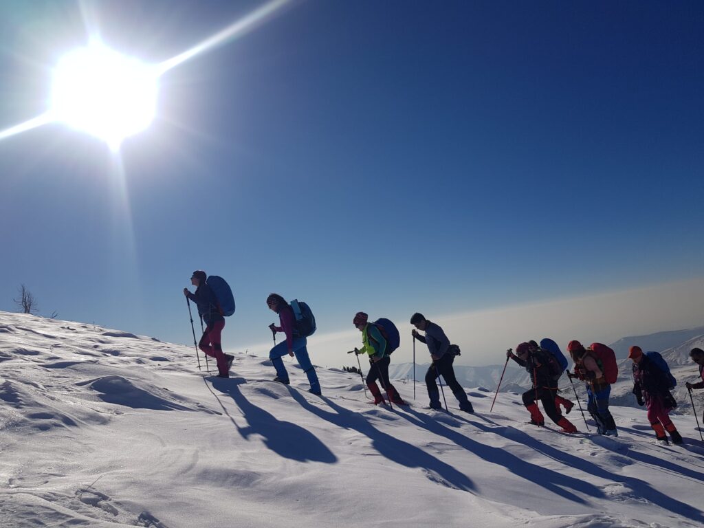 اطلاعیه برنامه صعود به قله آراکوه (2550 متر)