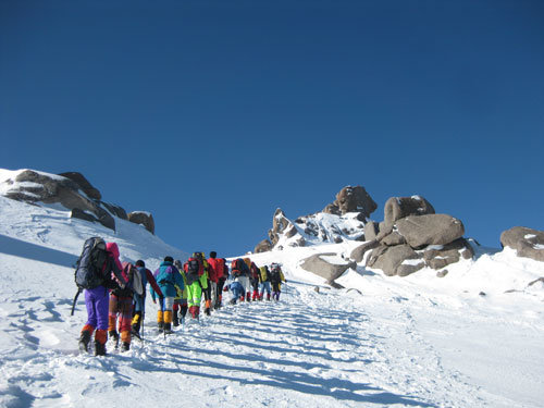 اطلاعیه برنامه صعود به قله شاه پسند (2780 متر) مورخ ۱۳ بهمن ماه ۱۴۰۲